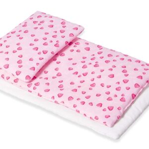 Driedelige poppenbeddengoedset in wit met roze hartjes: matras, kussen en dekentje, wasmachinebestendig.