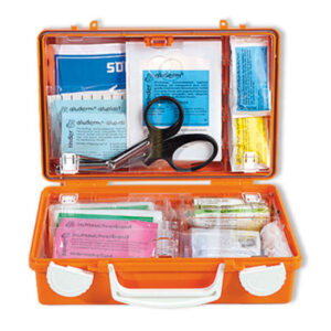 EHBO-kit QUICK-CD voor scholen, oranje doos met verbandmiddelen, schaar en diverse medische benodigdheden.