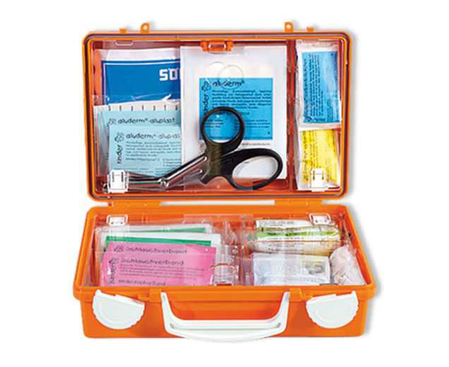 EHBO-kit QUICK-CD voor scholen, oranje doos met verbandmiddelen, schaar en diverse medische benodigdheden.