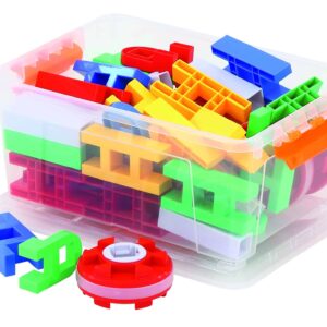 Kleurige kunststof bouwstenen in een doorzichtige doos, ideaal voor creatief en technisch leren voor kinderen.