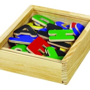 Magnetische letters in houten doos, 52 stuks (26 hoofdletters en 26 kleine letters), kleurrijk en educatief.