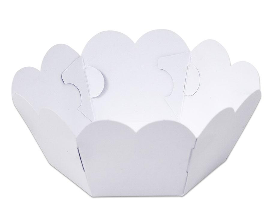 Witte papieren schaal met golfrand, set van 10 stuks, ideaal voor snacks of kleine gerechten.