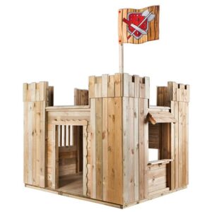 Houten Ridderburcht Outdoor met torens, een vlag en openingen voor kinderen om te klimmen en spelen in een fantasiewereld.