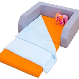 Opklap Bedje BeBe Nino met oranje matras, grijze zijwanden en een blauwe deken, ideaal voor jonge kinderen.