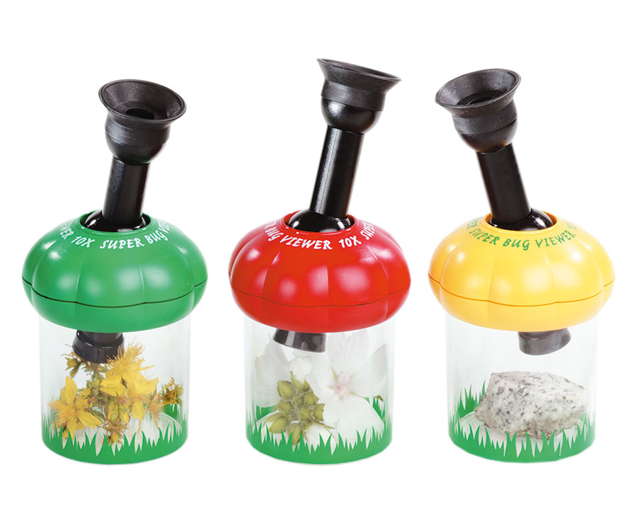 Insectenpotje met microscoop 10x in drie kleuren: groen, rood en geel, met transparante behuizing en grasdesign.
