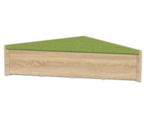 Driehoekig speelplatform van 75x75 cm met groene bovenkant en houten basis, ideaal voor creatieve speelopstellingen.