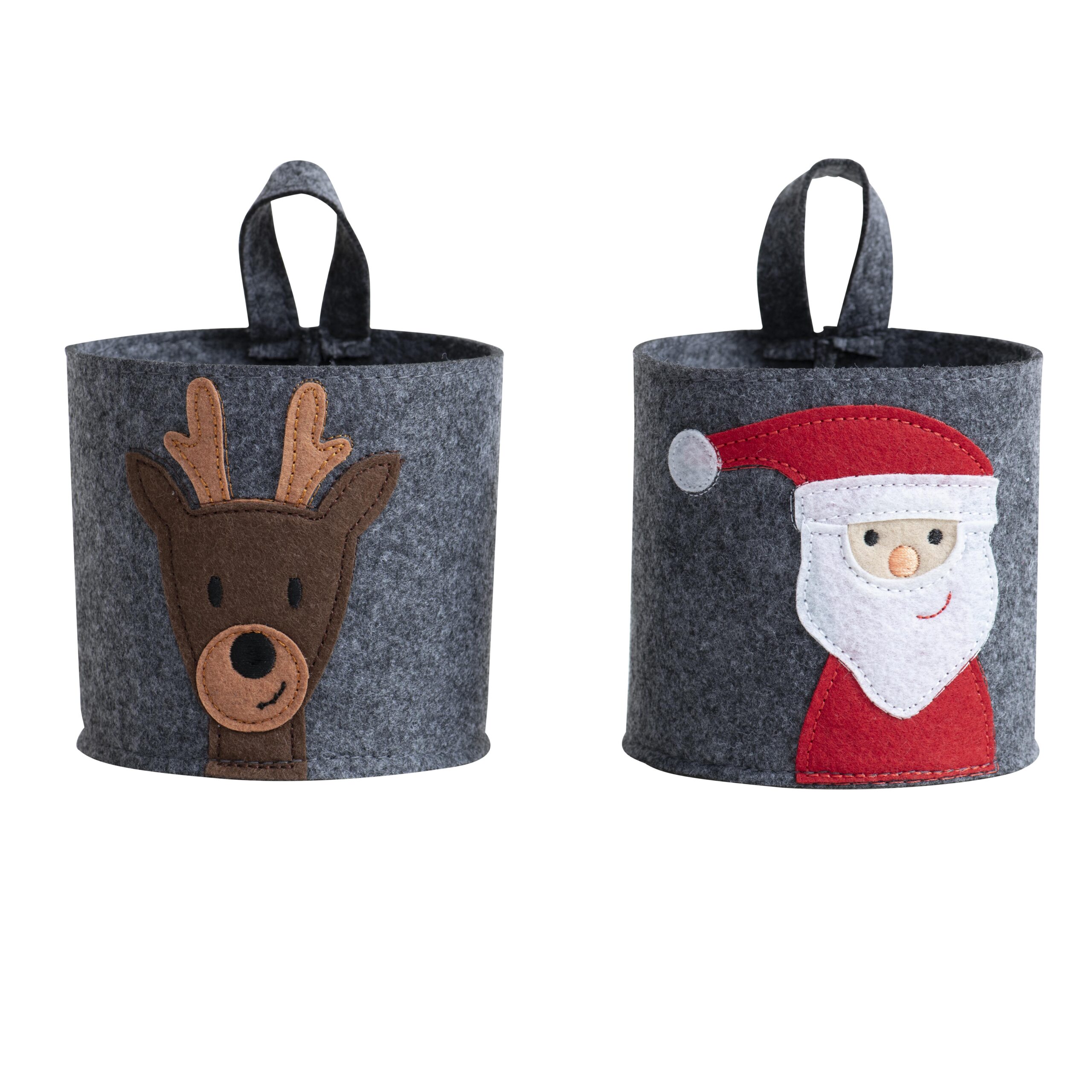 Grijze vilten manden met applicaties van een rendier en een kerstman, ideaal voor feestelijke decoratie.