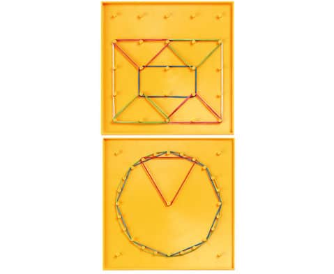 Dubbelzijdig geobord 17,5 x 17,5 cm met vierkant 5 x 5 pinnetjes en cirkelvorm aan de andere zijde.