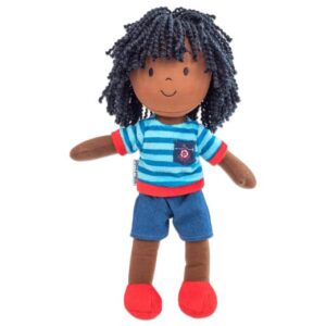 Pop Pablo met gewatteerde body, zwart krullend haar, gestreept shirt en korte broek, ideaal voor knuffelen en spelen.