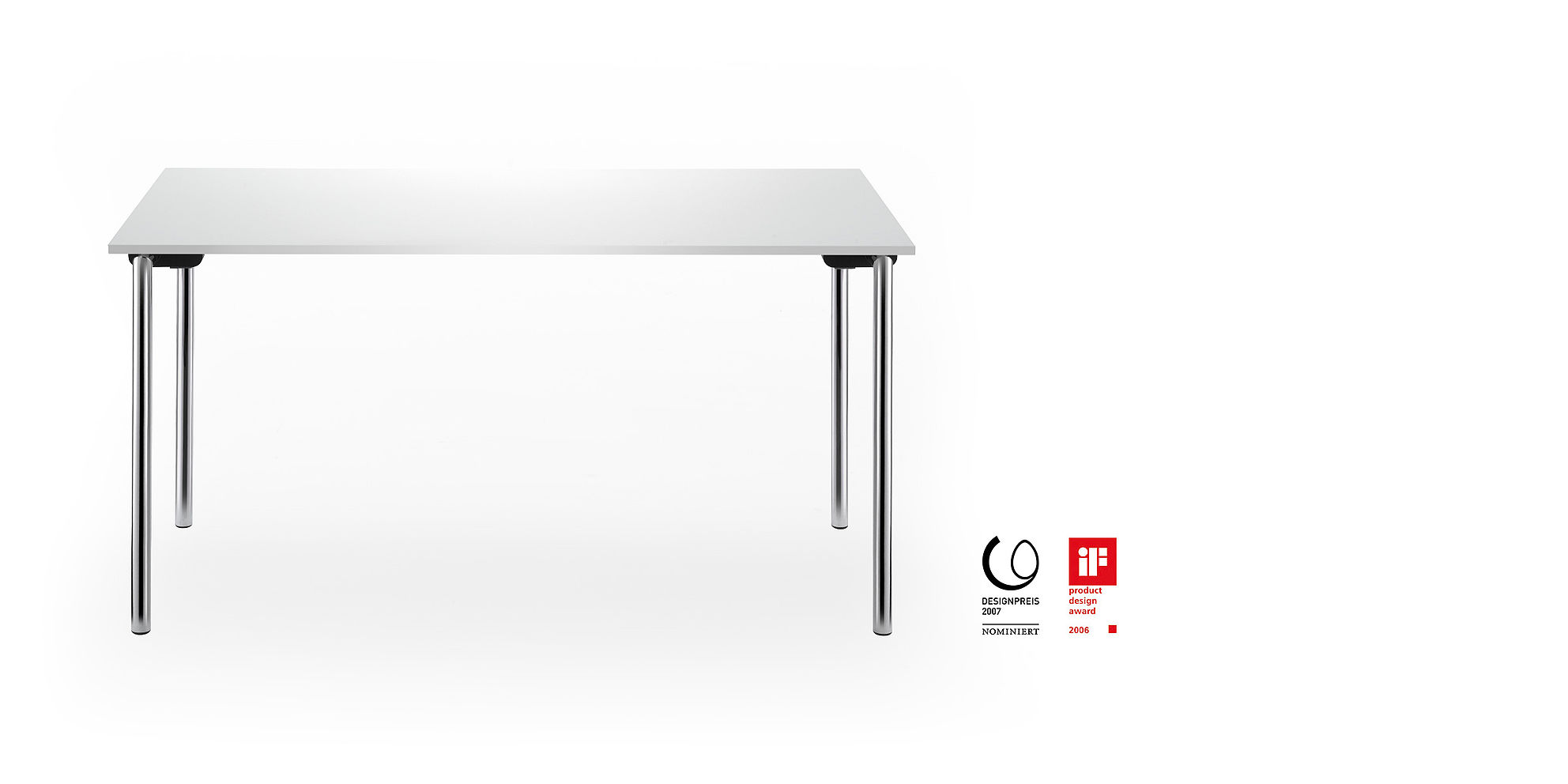Vouwframe tafel SYSTEM 24 met een witte bovenkant en metalen poten, geschikt voor kantines en onderwijsinstellingen.